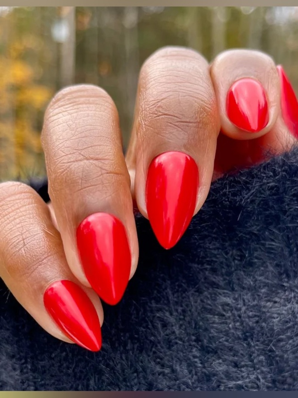 Olive & June Press On Maximalist Red Chrome, Medium Stiletto, NEW - Picture 7 of 9
